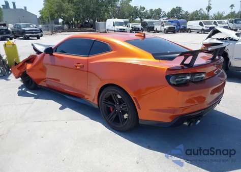 2023 Chevrolet Camaro Rwd Zl1 z USA, uszkodzony, nr VIN 1G1FK1R69P0104359